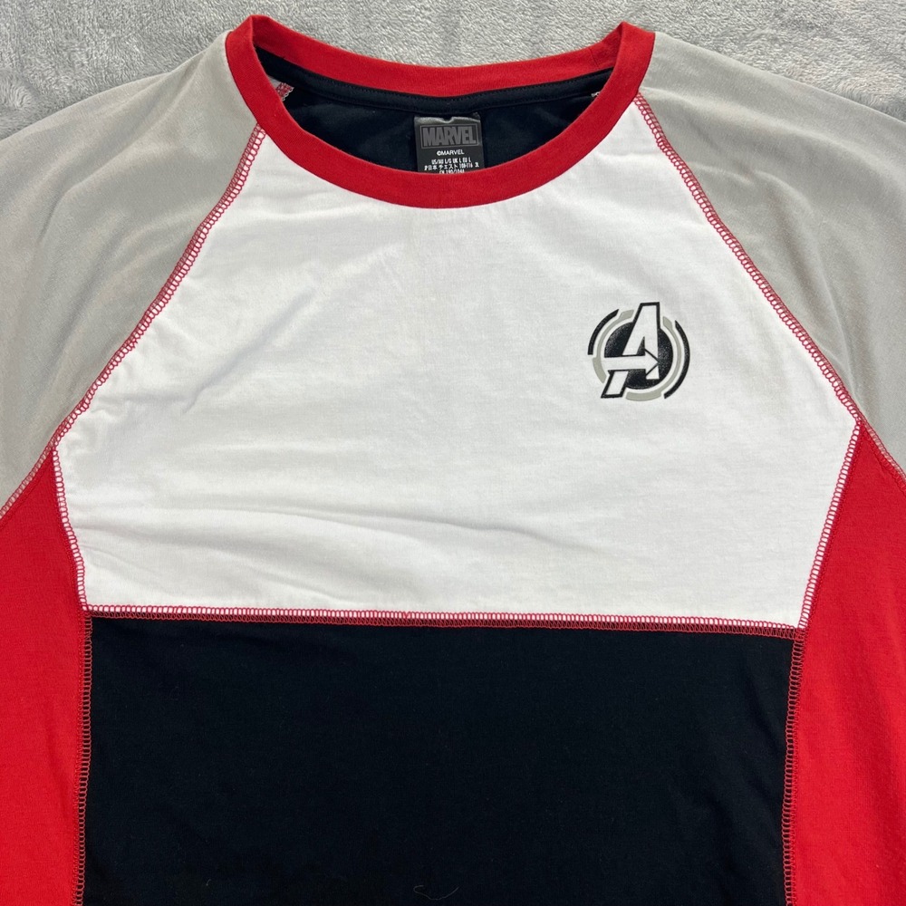 Marvel Avengers Campus T-Shirt Mens Large Red Black Raglan Disneyland Endgame